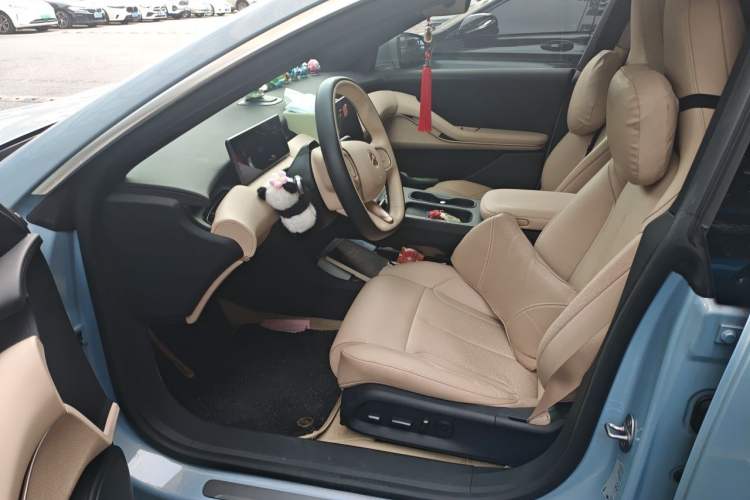 Used Nio ET5T 2024 75kWh Touring Driver Seat