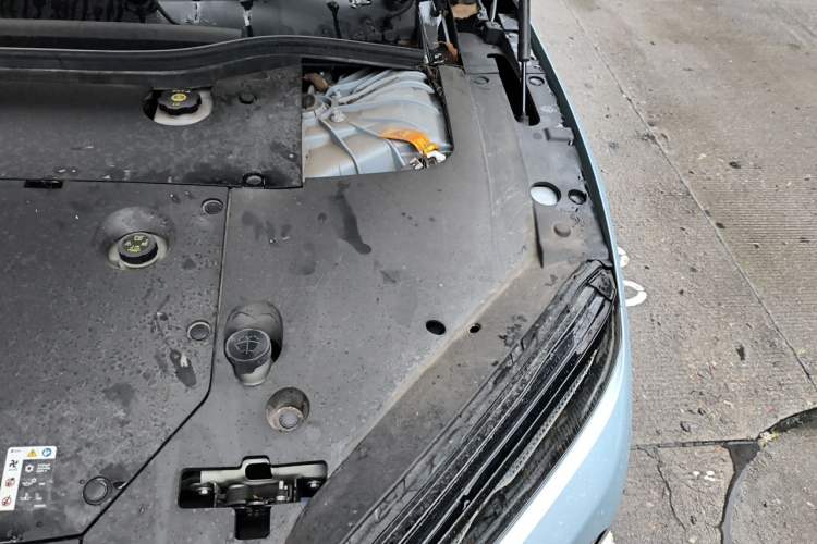 Used Nio ET5T 2024 75kWh Touring Engine Bay Left