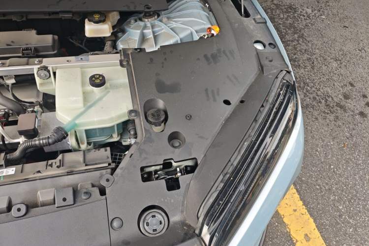 Used Nio ET5T 2024 75kWh Touring Engine Bay Left