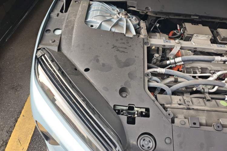 Used Nio ET5T 2024 75kWh Touring Engine Bay Right