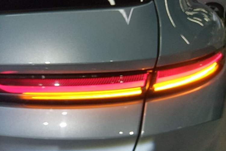 Used Nio ET5T 2024 75kWh Touring Exterior 1
