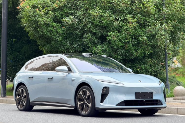 Used Nio ET5T 2024 75kWh Touring Exterior 1