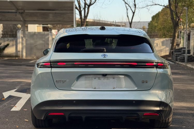 Used Nio ET5T 2024 75kWh Touring Exterior 1