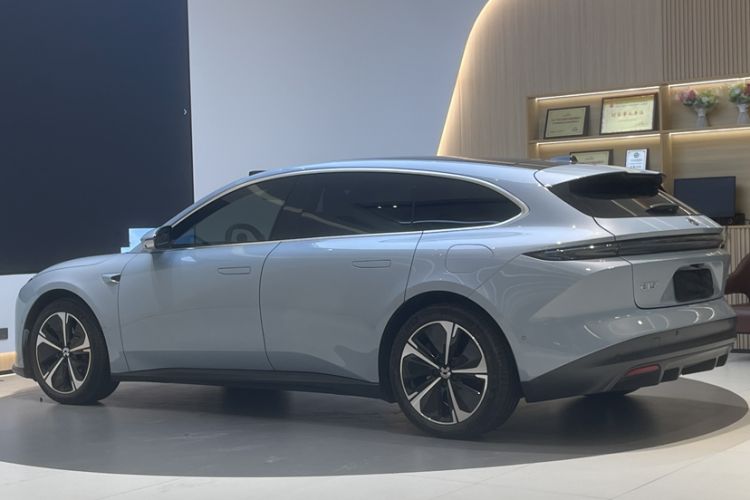 Used Nio ET5T 2024 75kWh Touring Exterior 10