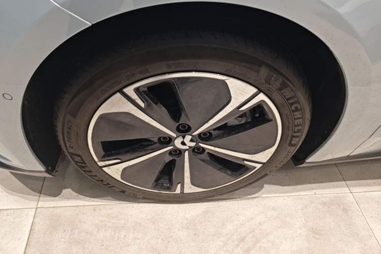Used Nio ET5T 2024 75kWh Touring Exterior 2