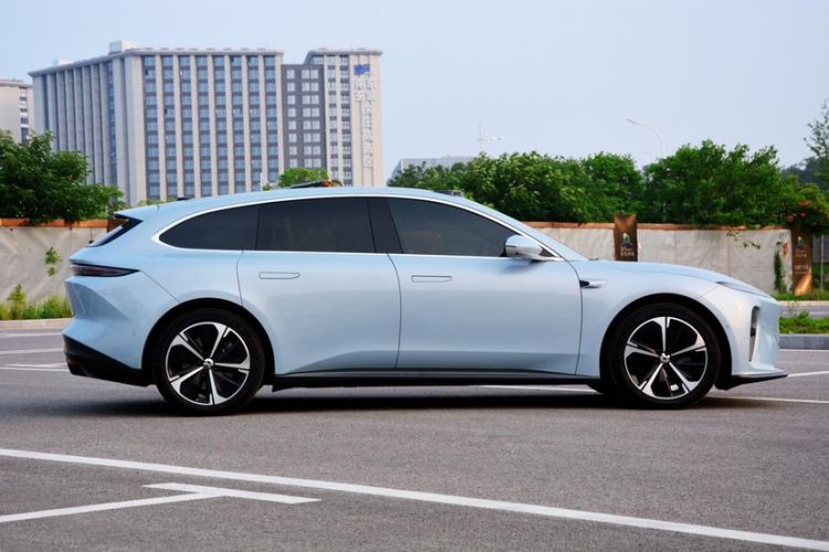 Used Nio ET5T 2024 75kWh Touring Exterior 4