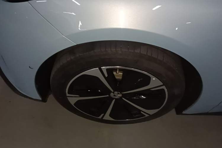Used Nio ET5T 2024 75kWh Touring Exterior 4