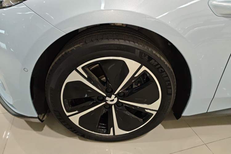 Used Nio ET5T 2024 75kWh Touring Exterior 4