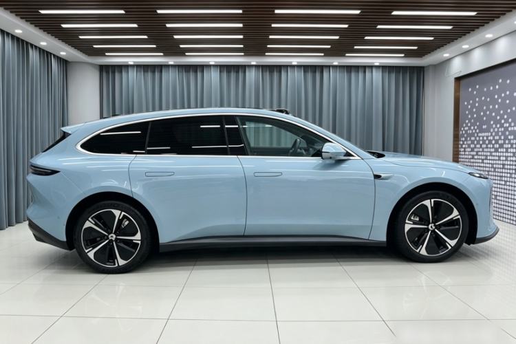 Used Nio ET5T 2024 75kWh Touring Exterior 4