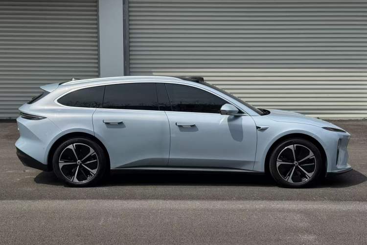 Used Nio ET5T 2024 75kWh Touring Exterior 6