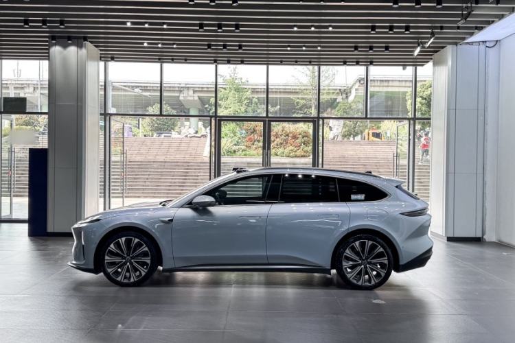 Used Nio ET5T 2024 75kWh Touring Exterior 8