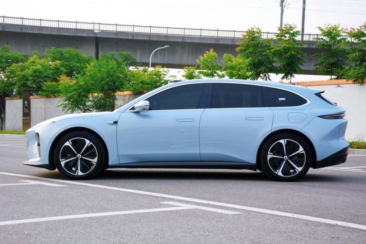 Used Nio ET5T 2024 75kWh Touring Exterior 9