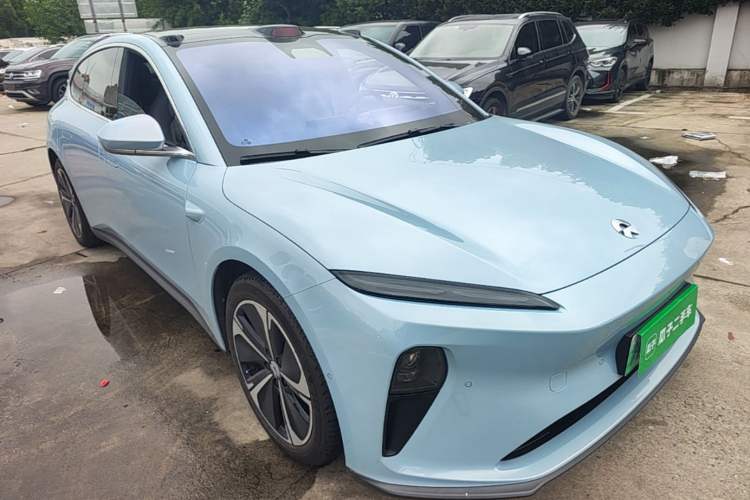 Used Nio ET5T 2024 75kWh Touring Front Right 45 Deg