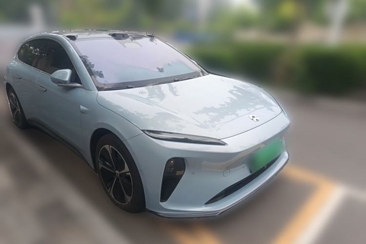 Used Nio ET5T 2024 75kWh Touring Front Right 45 Deg