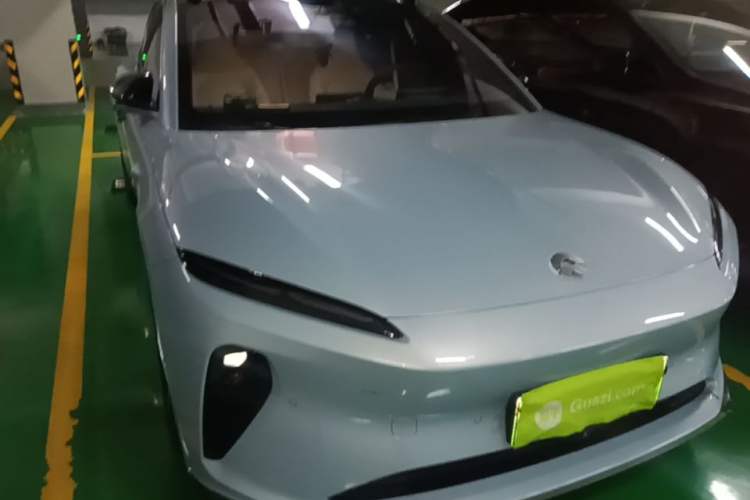 Used Nio ET5T 2024 75kWh Touring Front Right 45 Deg