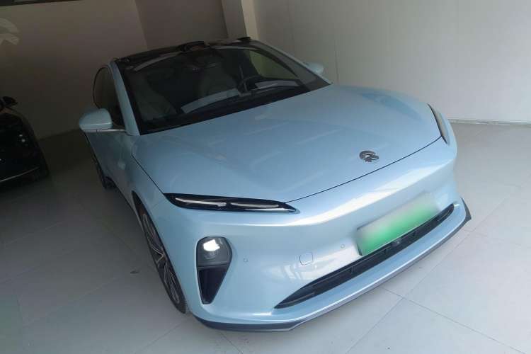 Used Nio ET5T 2024 75kWh Touring Front Right 45 Deg