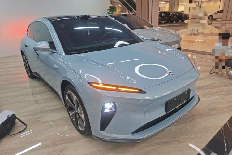 Used Nio ET5T 2024 75kWh Touring Front Right 45 Deg