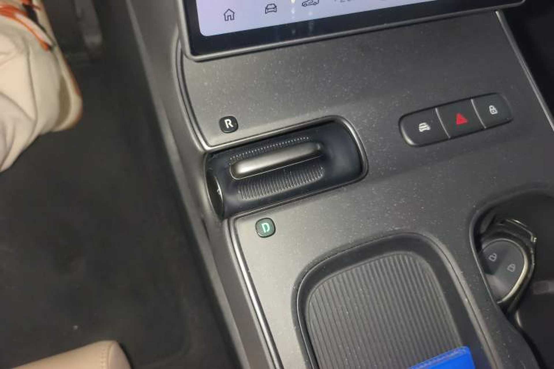 Used Nio ET5T 2024 75kWh Touring Gear Lever