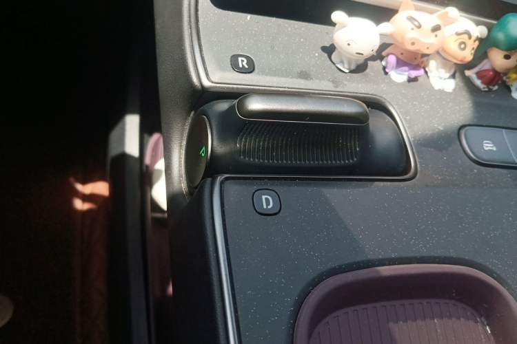 Used Nio ET5T 2024 75kWh Touring Gear Lever