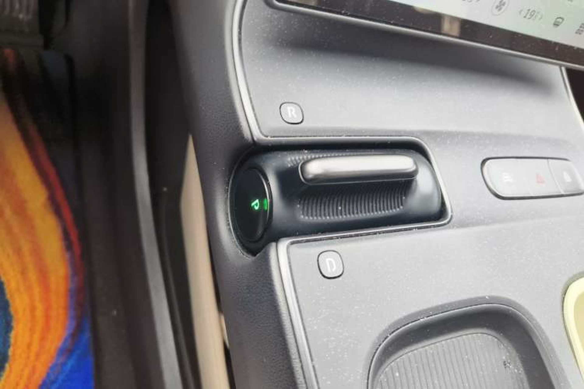 Used Nio ET5T 2024 75kWh Touring Gear Lever