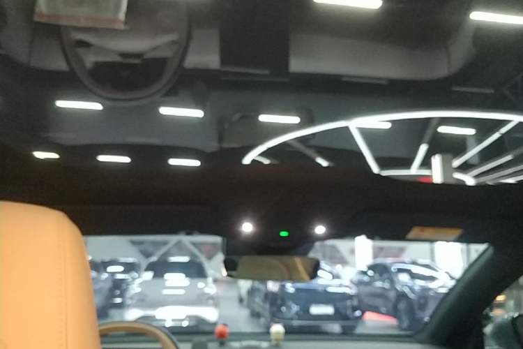Used Nio ET5T 2024 75kWh Touring Headliner