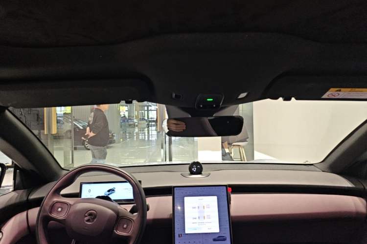 Used Nio ET5T 2024 75kWh Touring Headliner