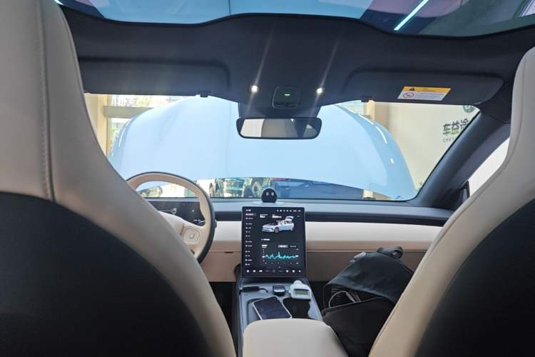 Used Nio ET5T 2024 75kWh Touring Headliner