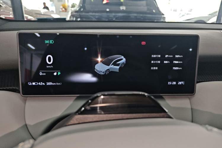 Used Nio ET5T 2024 75kWh Touring Instrument Cluster