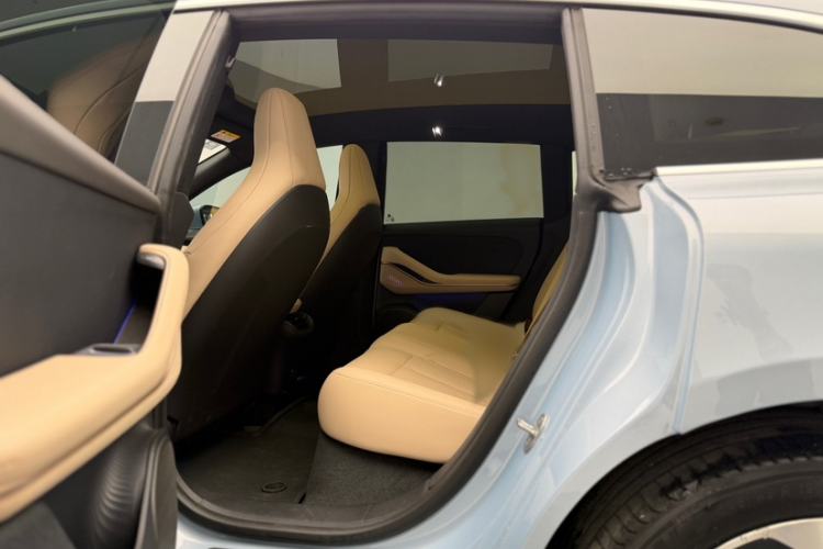 Used Nio ET5T 2024 75kWh Touring Interior 1