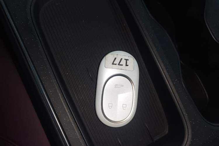 Used Nio ET5T 2024 75kWh Touring Interior 1