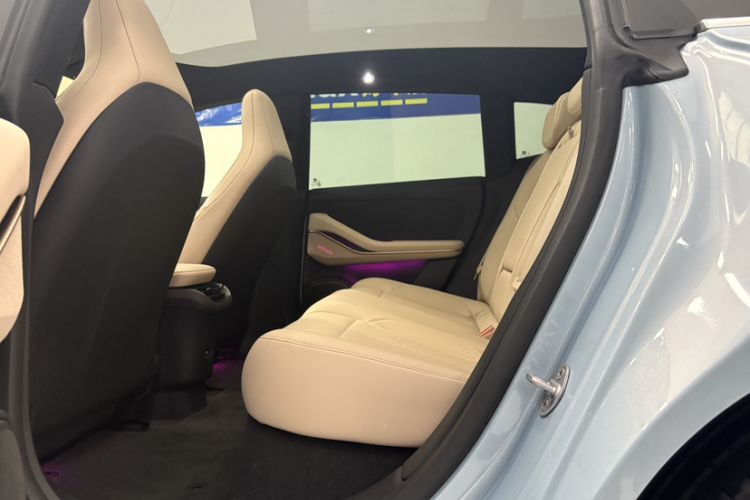 Used Nio ET5T 2024 75kWh Touring Interior 2