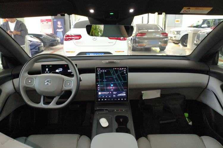 Used Nio ET5T 2024 75kWh Touring Interior 2