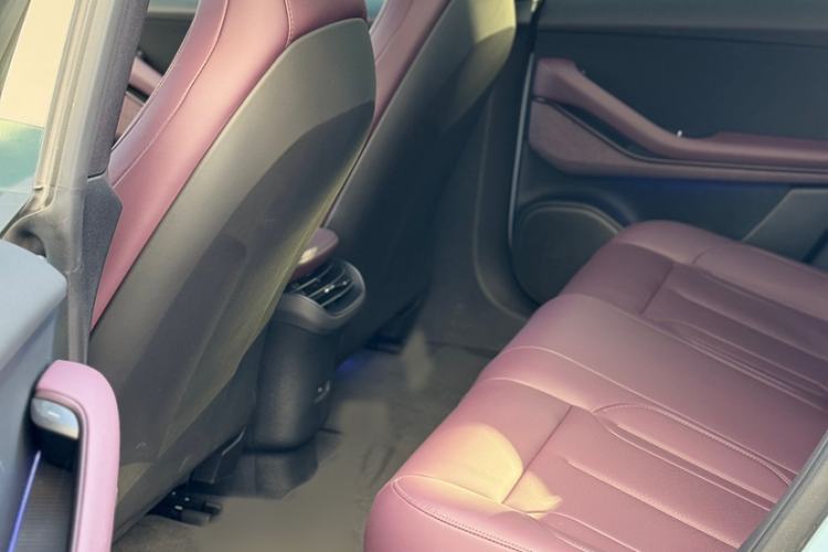 Used Nio ET5T 2024 75kWh Touring Interior 2