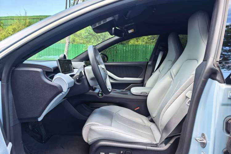 Used Nio ET5T 2024 75kWh Touring Interior 2