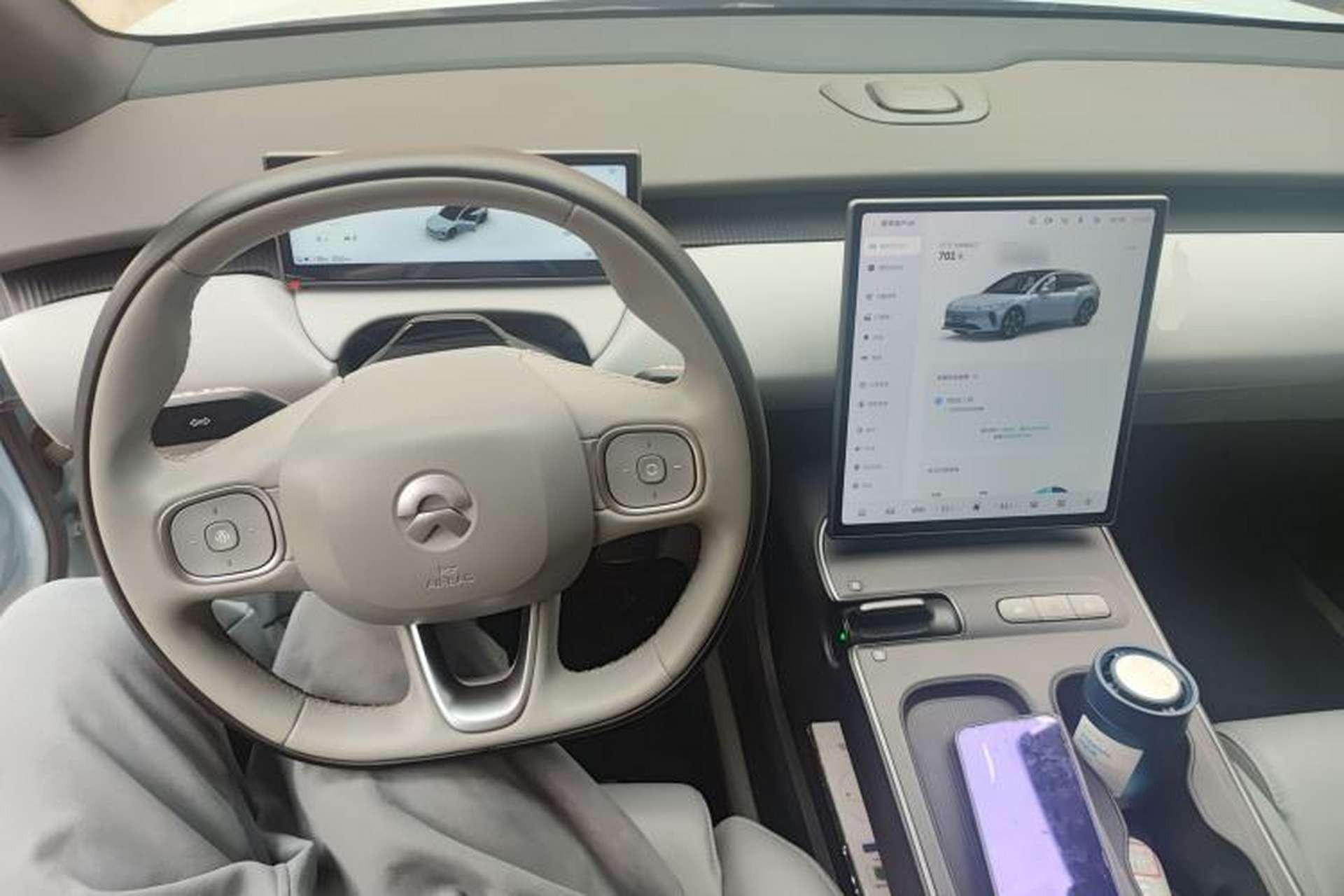 Used Nio ET5T 2024 75kWh Touring Interior 2