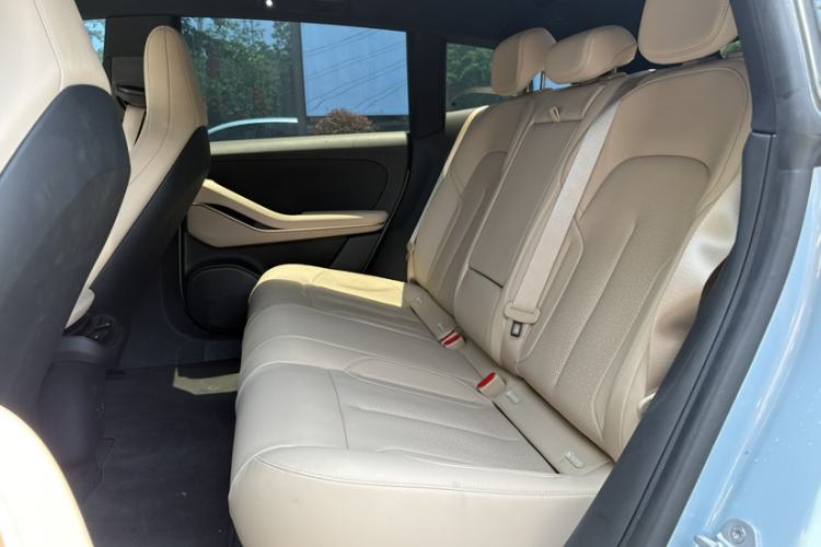 Used Nio ET5T 2024 75kWh Touring Interior 4