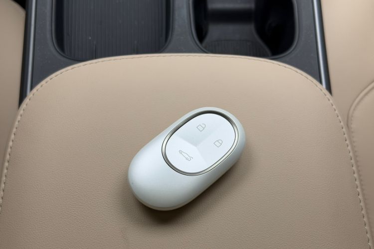 Used Nio ET5T 2024 75kWh Touring Interior 4