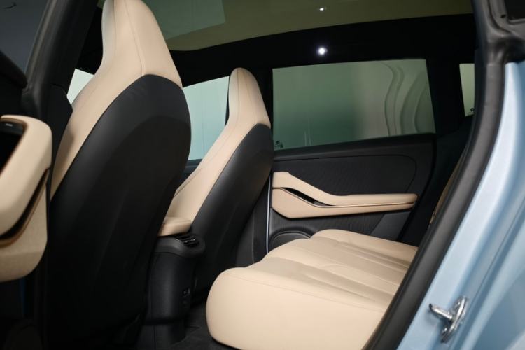 Used Nio ET5T 2024 75kWh Touring Interior 4