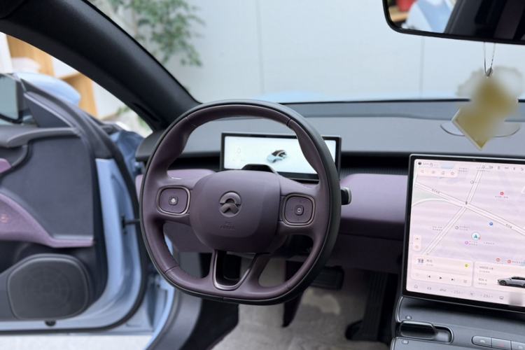 Used Nio ET5T 2024 75kWh Touring Interior 4