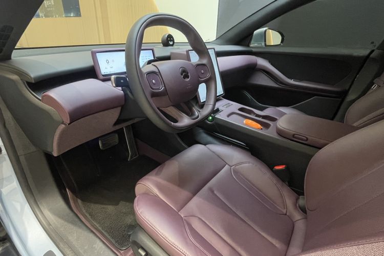 Used Nio ET5T 2024 75kWh Touring Interior 5