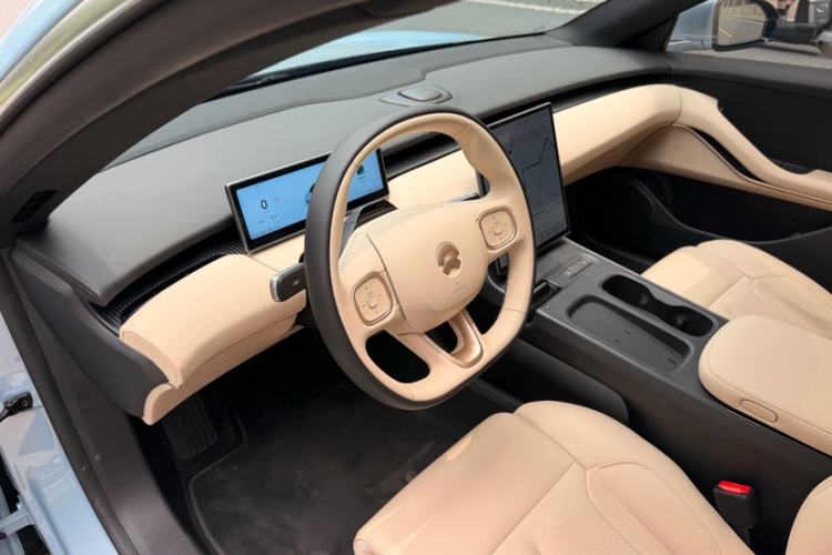 Used Nio ET5T 2024 75kWh Touring Interior 5