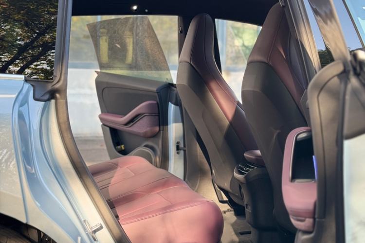 Used Nio ET5T 2024 75kWh Touring Interior 5
