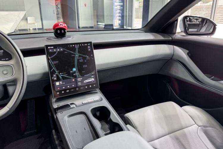 Used Nio ET5T 2024 75kWh Touring Interior 7