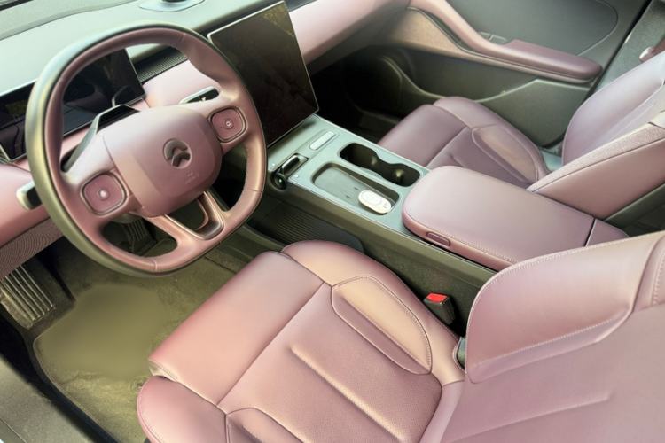 Used Nio ET5T 2024 75kWh Touring Interior 7