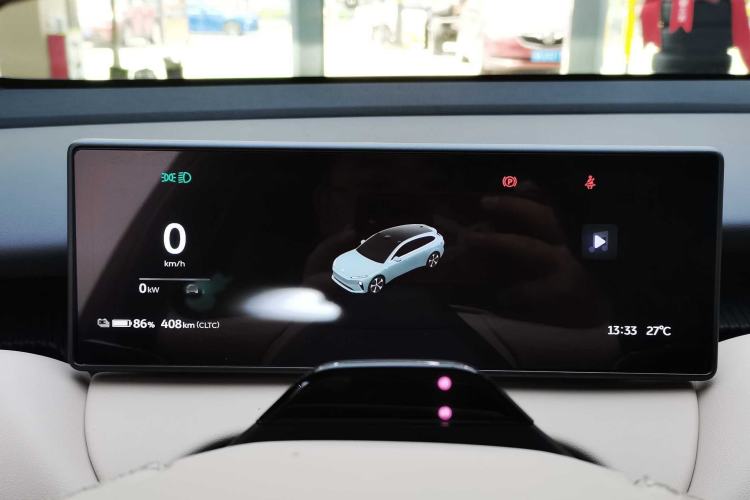 Used Nio ET5T 2024 75kWh Touring Interior 8