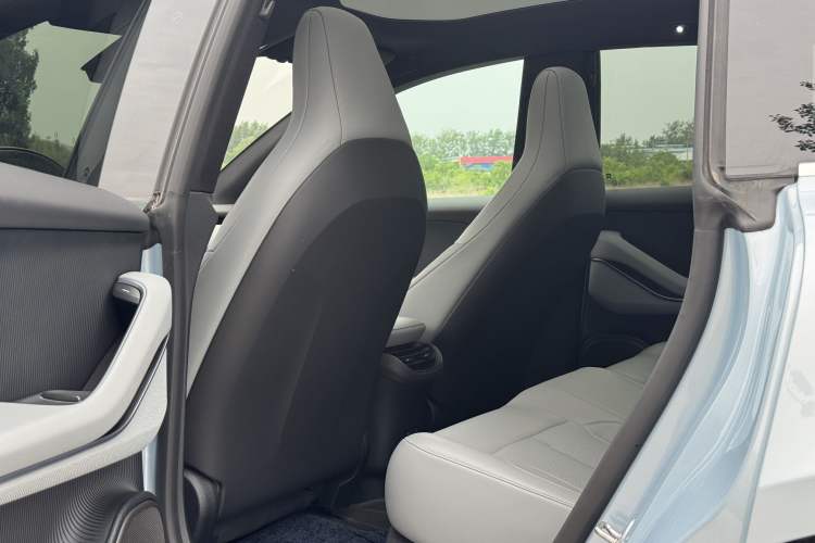 Used Nio ET5T 2024 75kWh Touring Interior 8