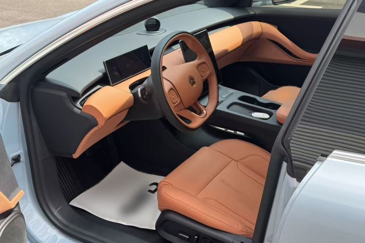 Used Nio ET5T 2024 75kWh Touring Interior 9