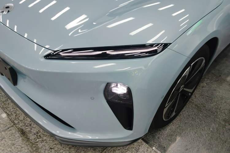 Used Nio ET5T 2024 75kWh Touring Left Front Headlight