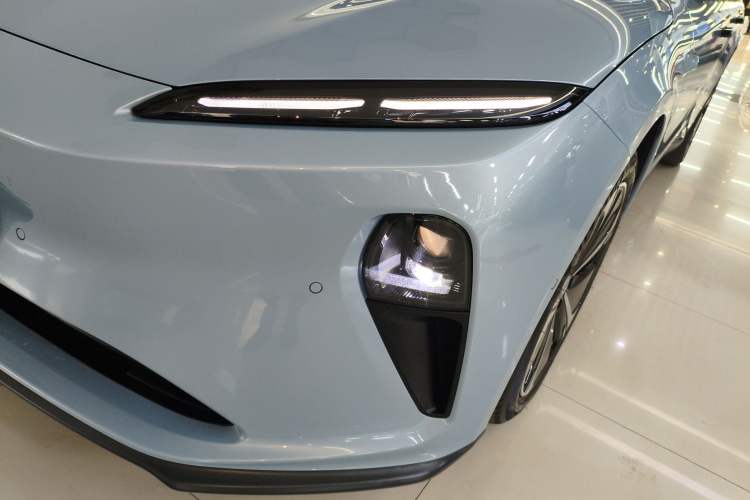 Used Nio ET5T 2024 75kWh Touring Left Front Headlight
