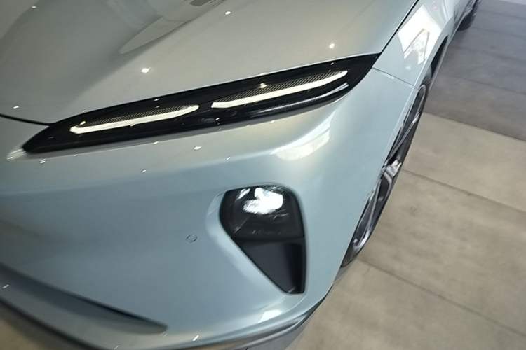 Used Nio ET5T 2024 75kWh Touring Left Front Headlight